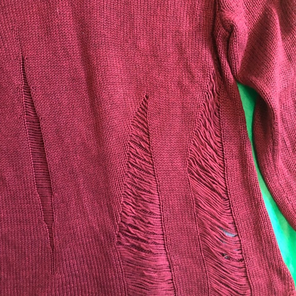 Burgundy GUESS long sleeve unique sweater. - Picture 4 of 5